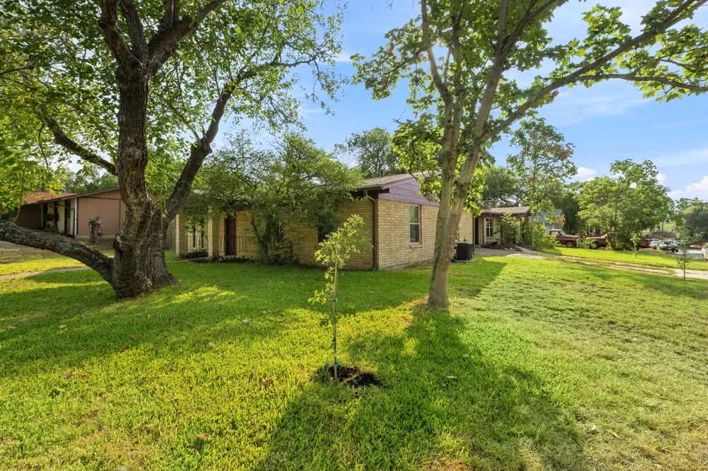 2507 Biggs Drive Austin, TX 78741