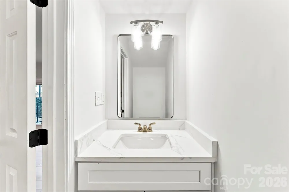 425 W 8th Street #87 Charlotte, NC 28202