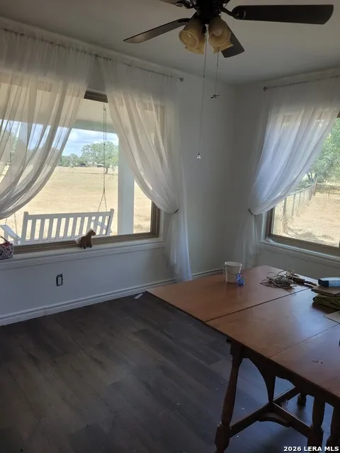 198 PRIVATE ROAD 7730 Devine, TX 78016