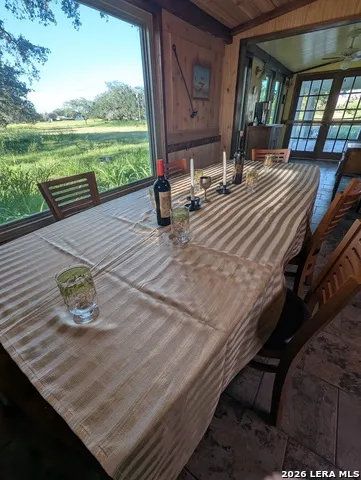 198 PRIVATE ROAD 7730 Devine, TX 78016