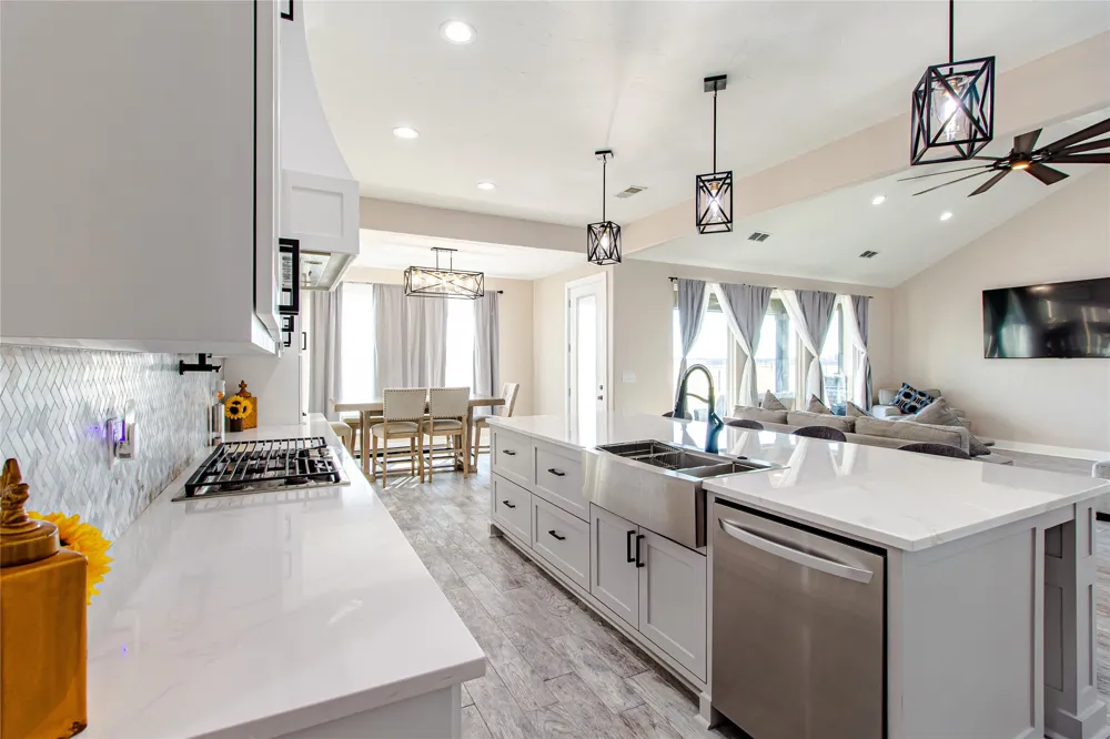 3900 FM 1183 Ennis, TX 75119