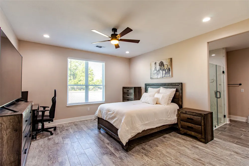 3900 FM 1183 Ennis, TX 75119