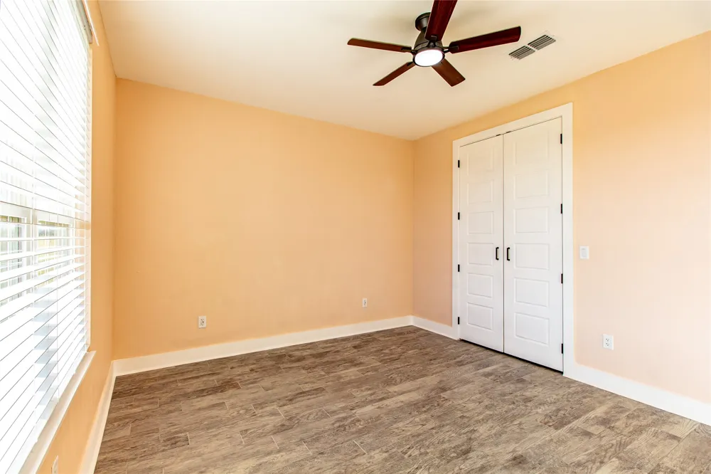 3900 FM 1183 Ennis, TX 75119
