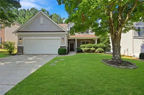 3433 Palm Circle NW
