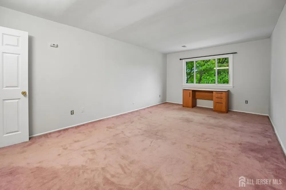 345 College Drive Edison, NJ 08817
