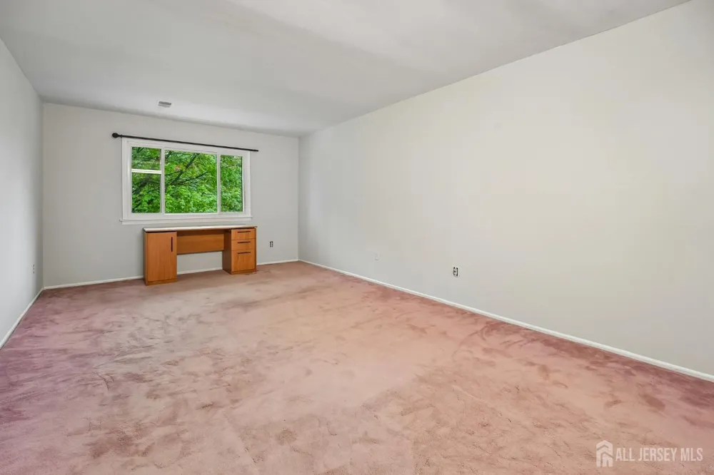 345 College Drive Edison, NJ 08817