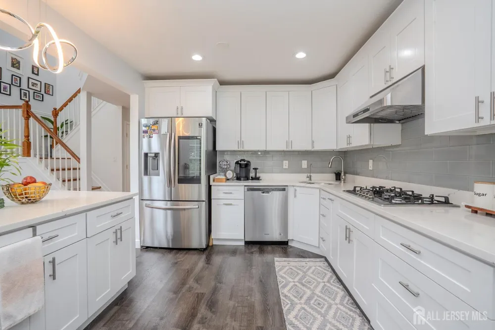 110 Briarwood Drive North Brunswick, NJ 08902