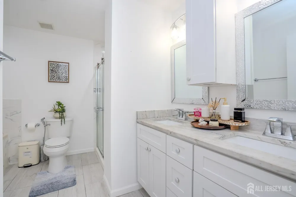 110 Briarwood Drive North Brunswick, NJ 08902