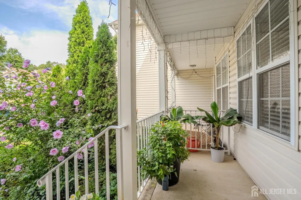 110 Briarwood Drive North Brunswick, NJ 08902