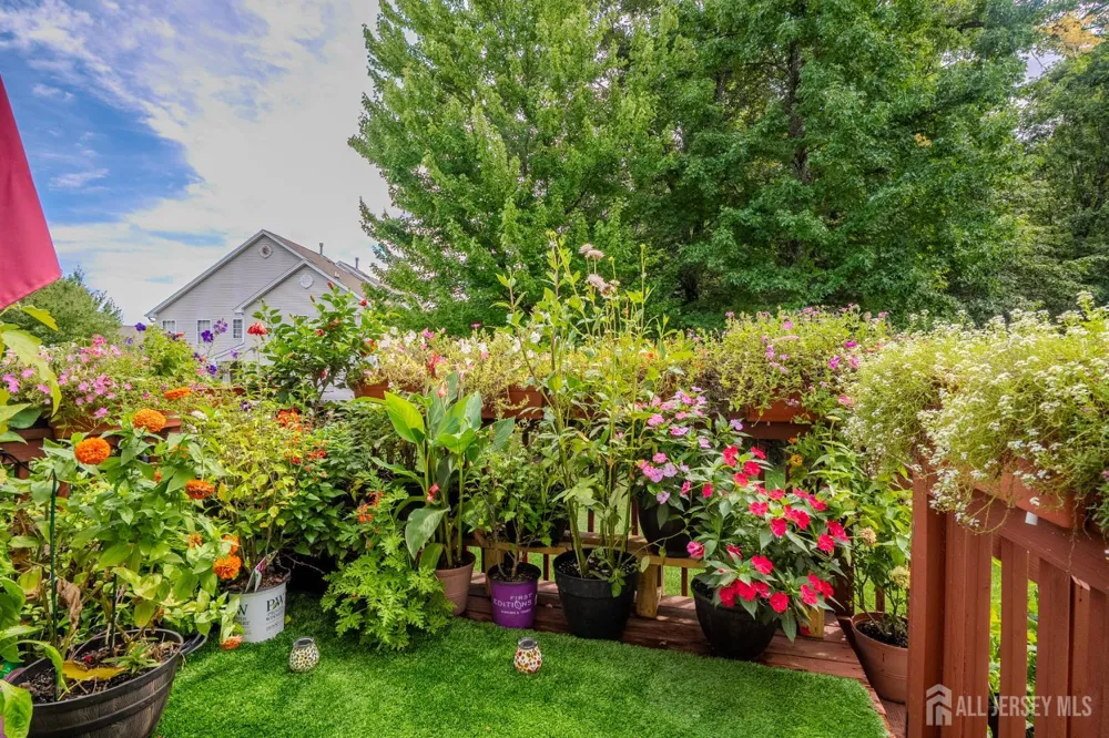 110 Briarwood Drive North Brunswick, NJ 08902