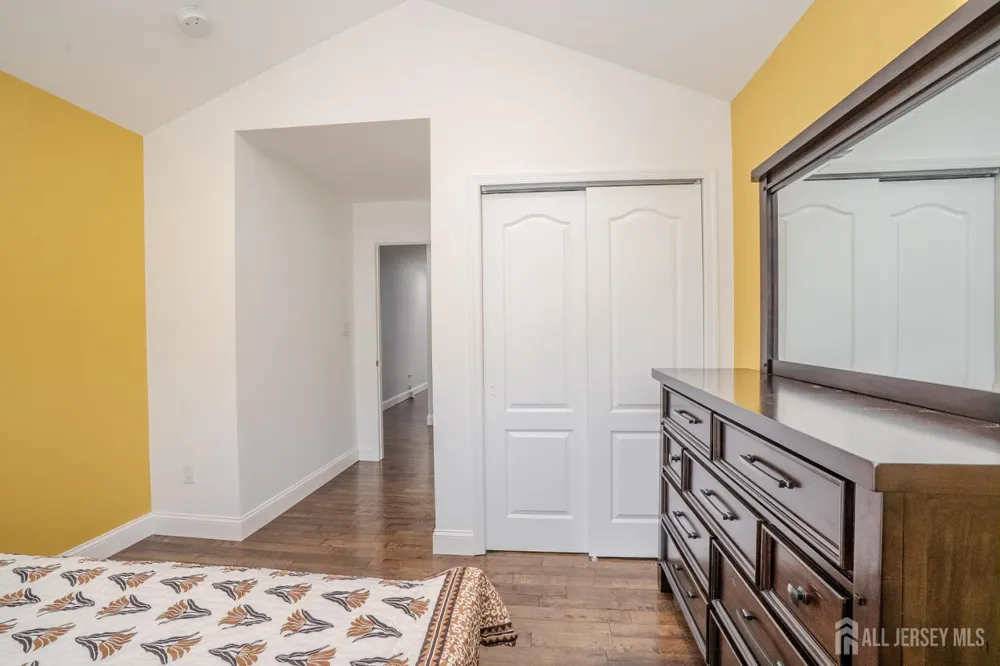 110 Briarwood Drive North Brunswick, NJ 08902