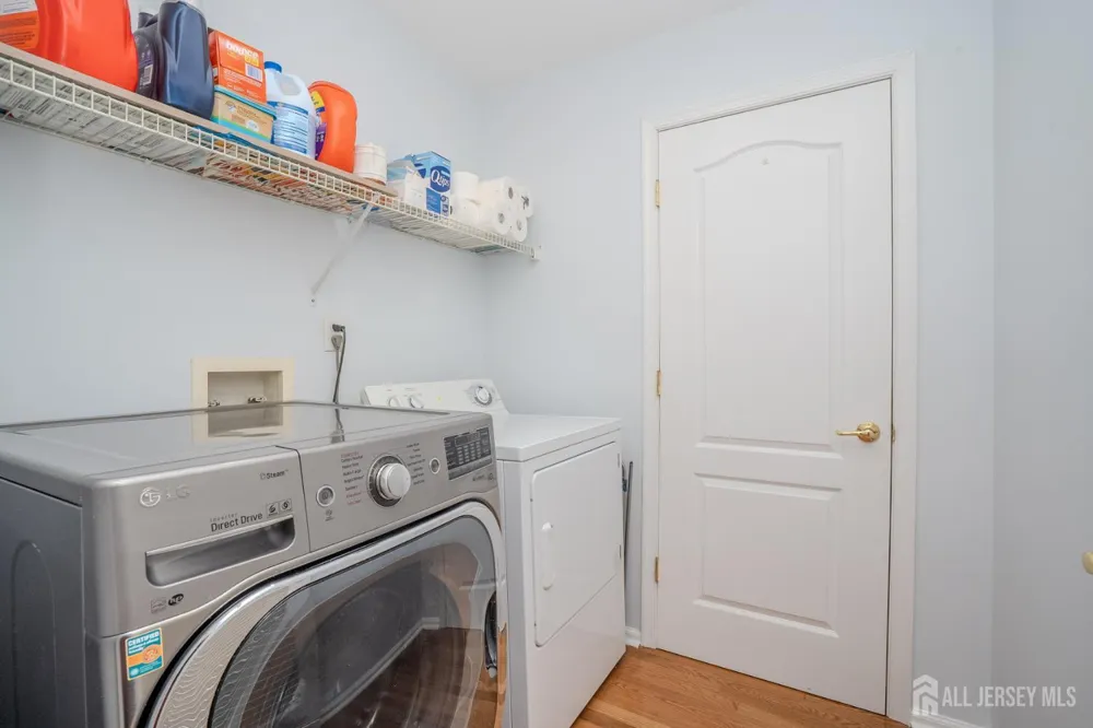 110 Briarwood Drive North Brunswick, NJ 08902
