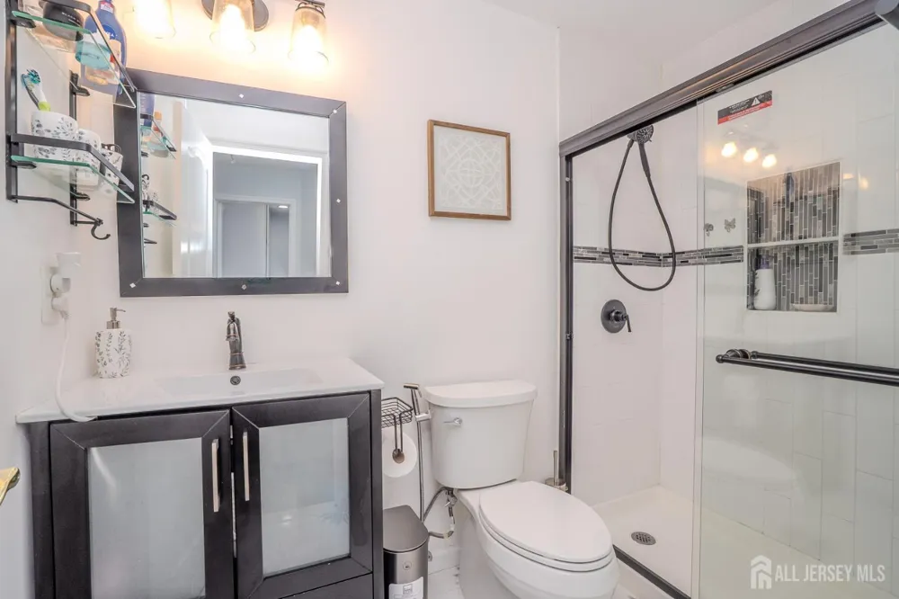 110 Briarwood Drive North Brunswick, NJ 08902