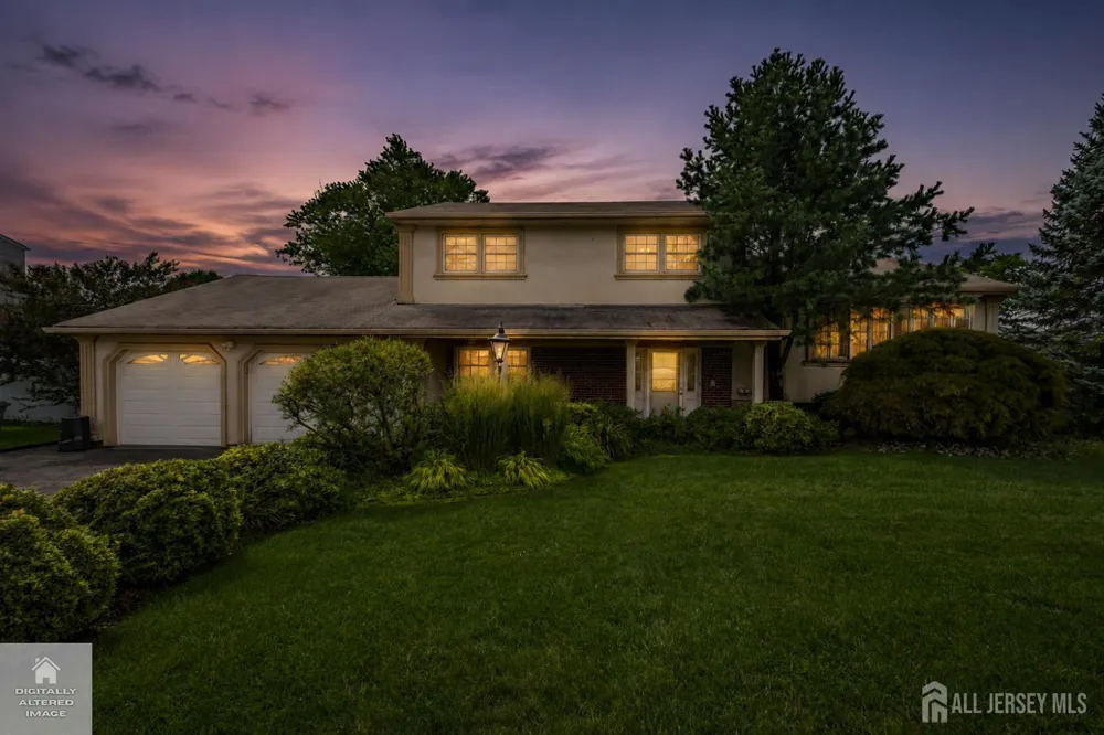 10 Devonshire Road Sayreville, NJ 08859