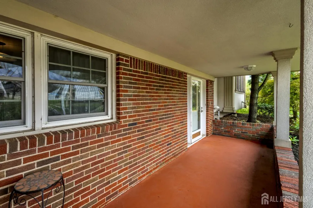 10 Devonshire Road Sayreville, NJ 08859