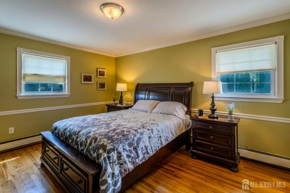 10 Devonshire Road Sayreville, NJ 08859