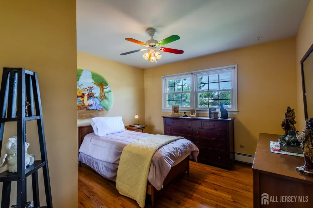 10 Devonshire Road Sayreville, NJ 08859