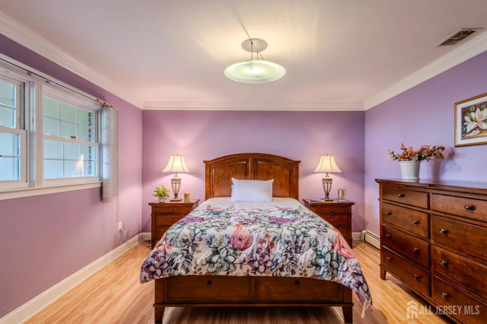 10 Devonshire Road Sayreville, NJ 08859