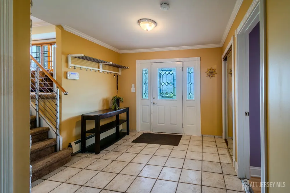 10 Devonshire Road Sayreville, NJ 08859