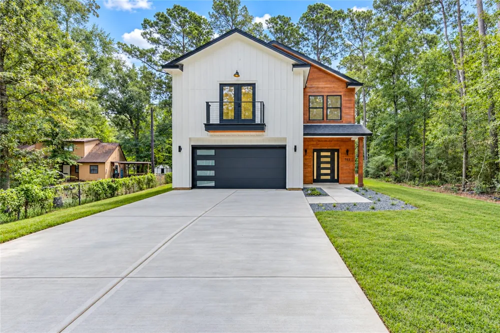 703 Short Mill Run Run Montgomery, TX 77316