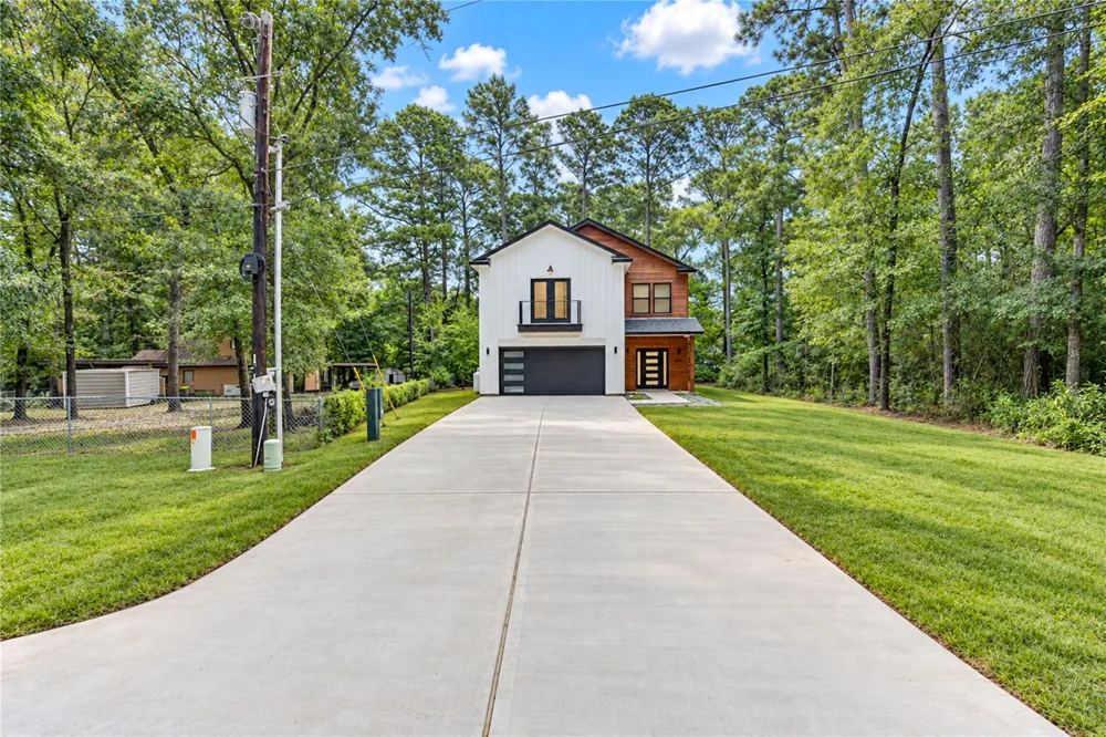 703 Short Mill Run Run Montgomery, TX 77316