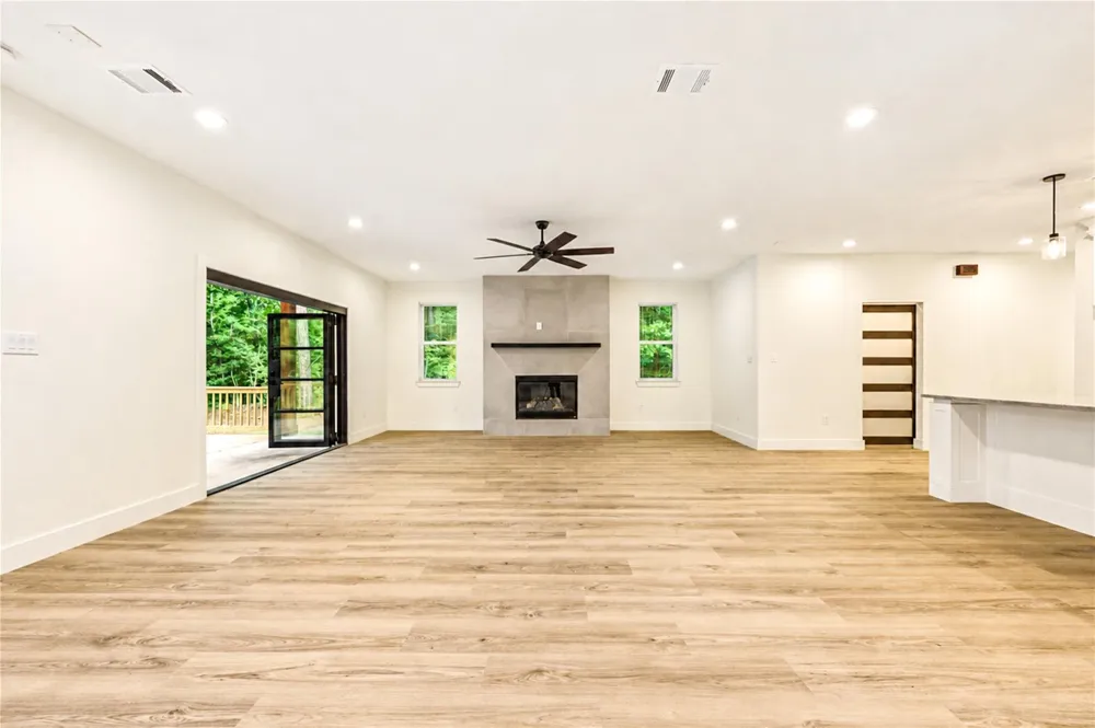 703 Short Mill Run Run Montgomery, TX 77316