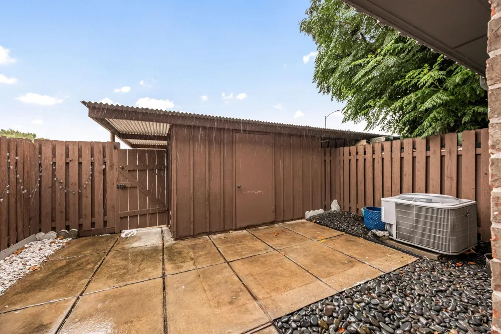 10328 Hammerly Boulevard #10 Houston, TX 77043
