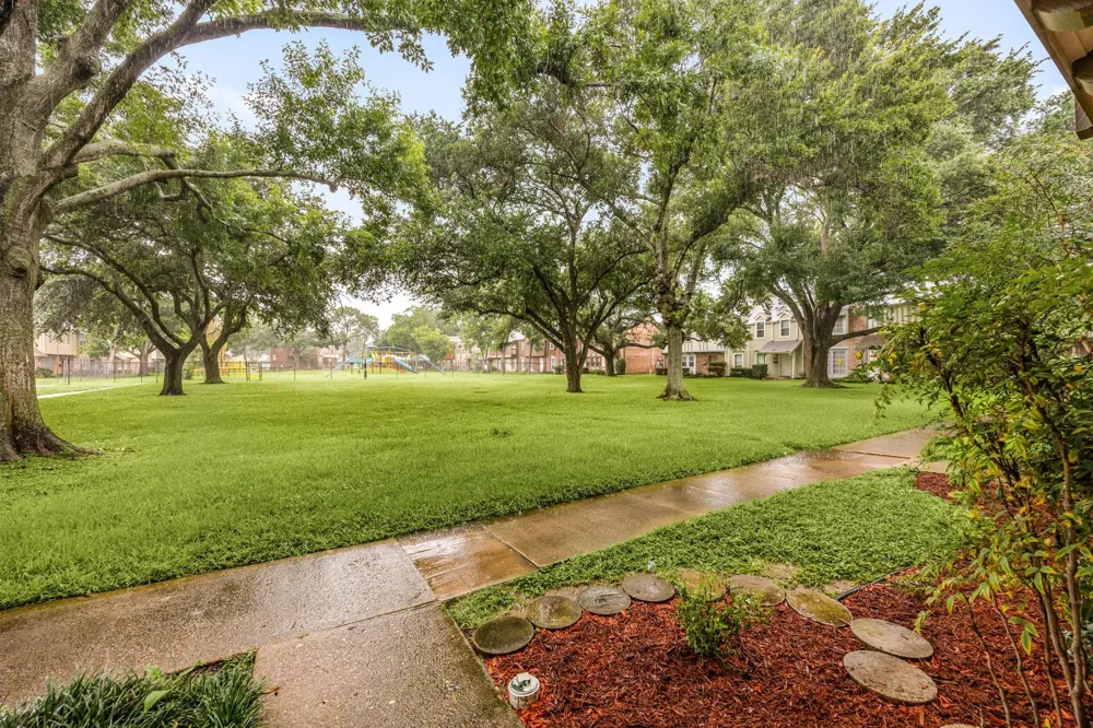 10328 Hammerly Boulevard #10 Houston, TX 77043