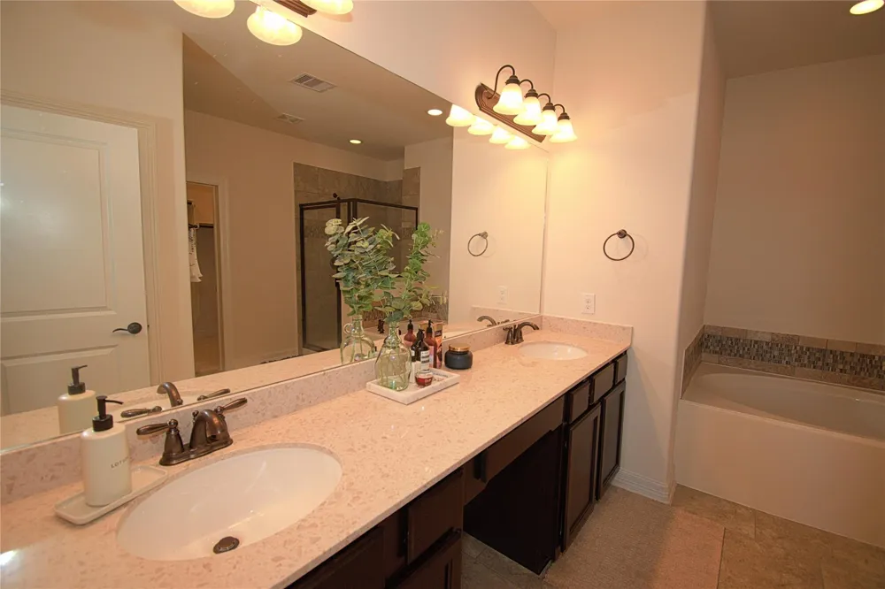 4132 Boardwalk Boulevard Seabrook, TX 77586