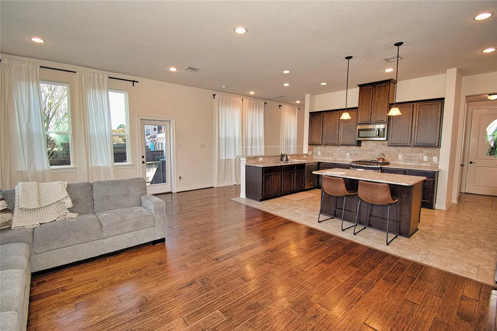 4132 Boardwalk Boulevard Seabrook, TX 77586