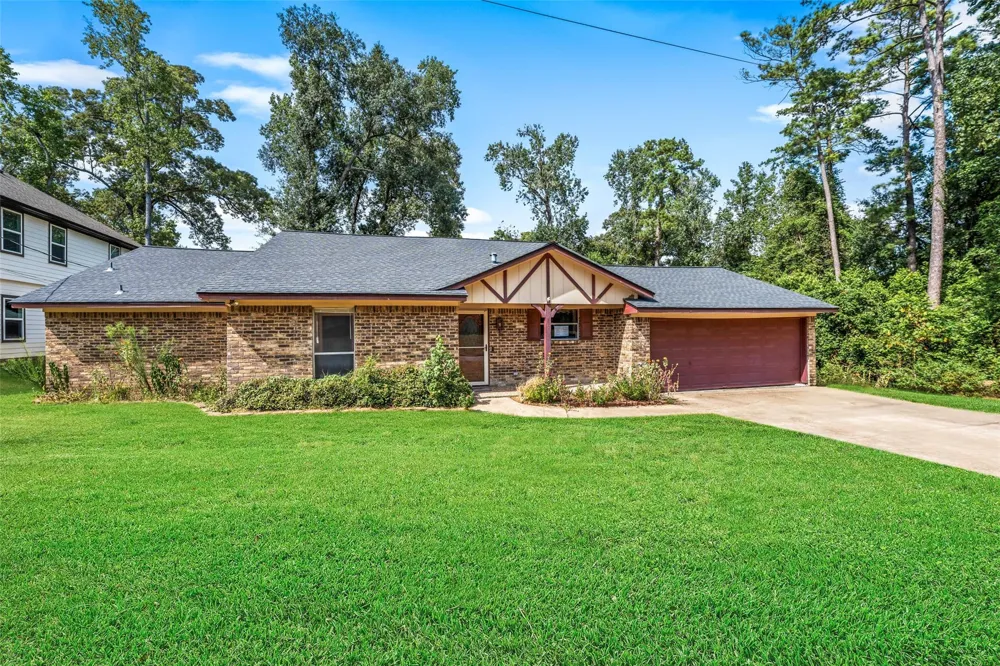 9069 Zapata Way Willis, TX 77378