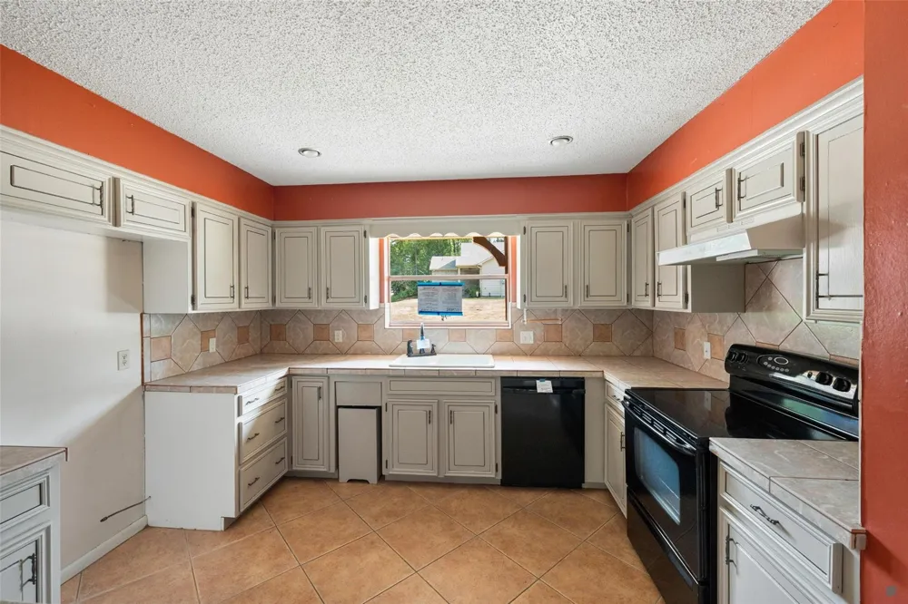 9069 Zapata Way Willis, TX 77378