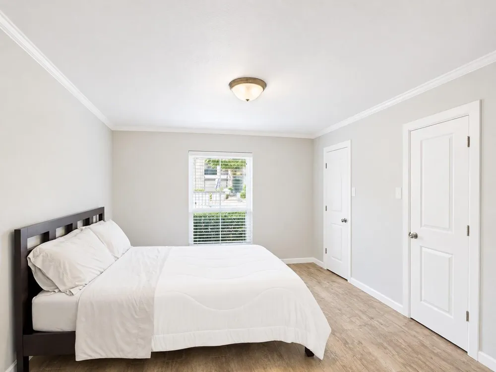 7555 Katy Freeway #49 Houston, TX 77024