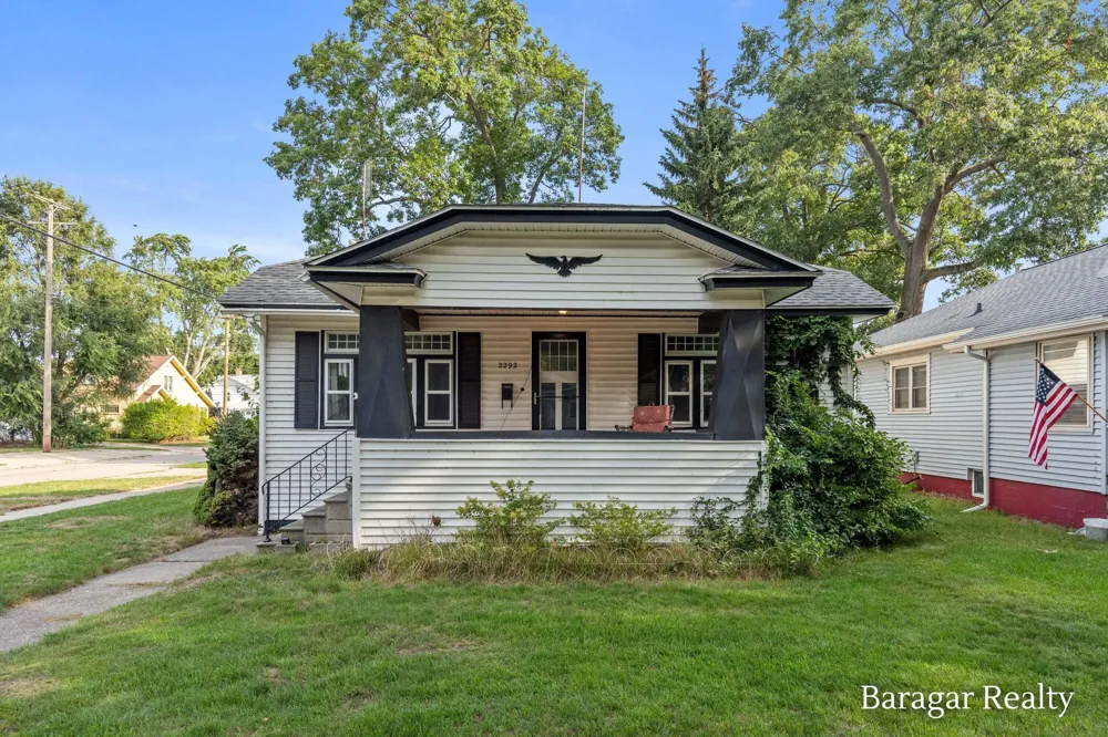 2292 Miner Avenue Muskegon, MI 49441