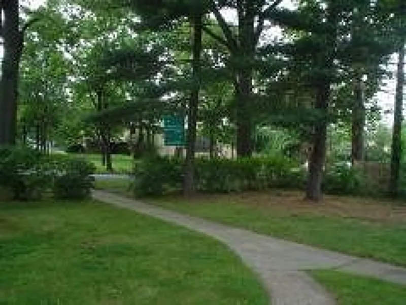 39 SANDRA CIRCLE #B-3 Unit B-3 Westfield Town, NJ 07090