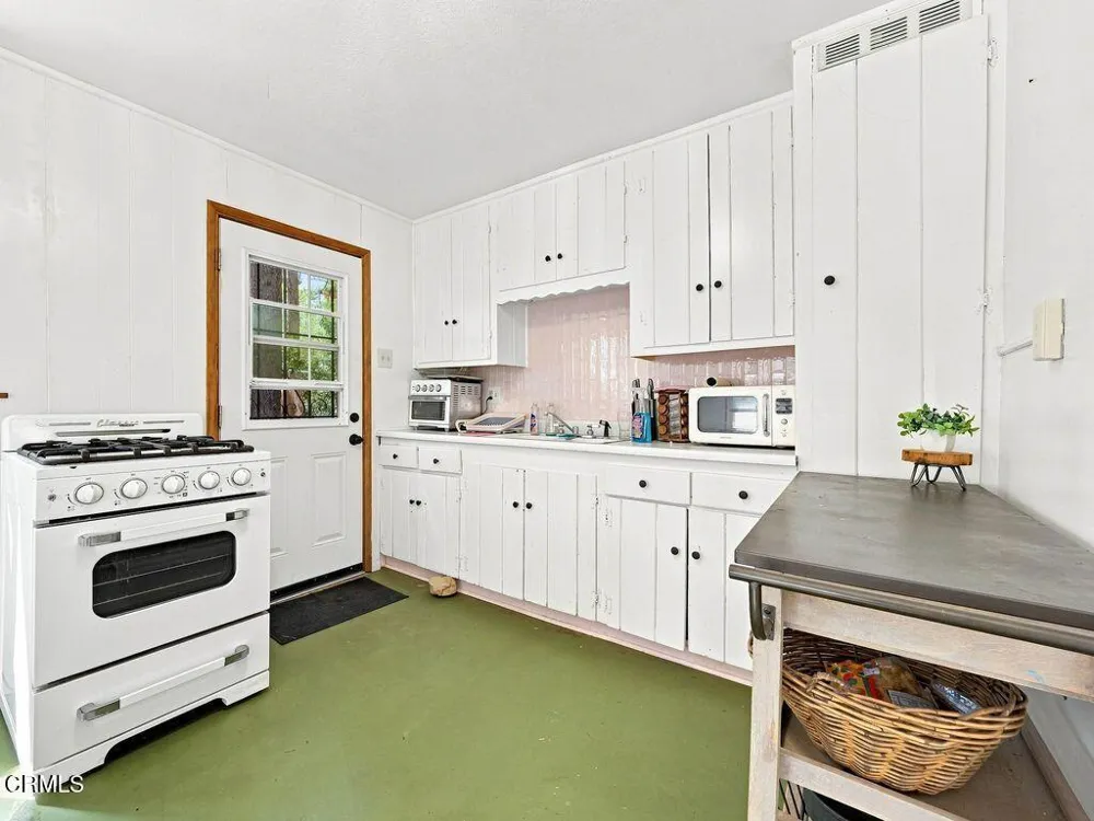 506 W Rainbow Boulevard Big Bear, CA 92314