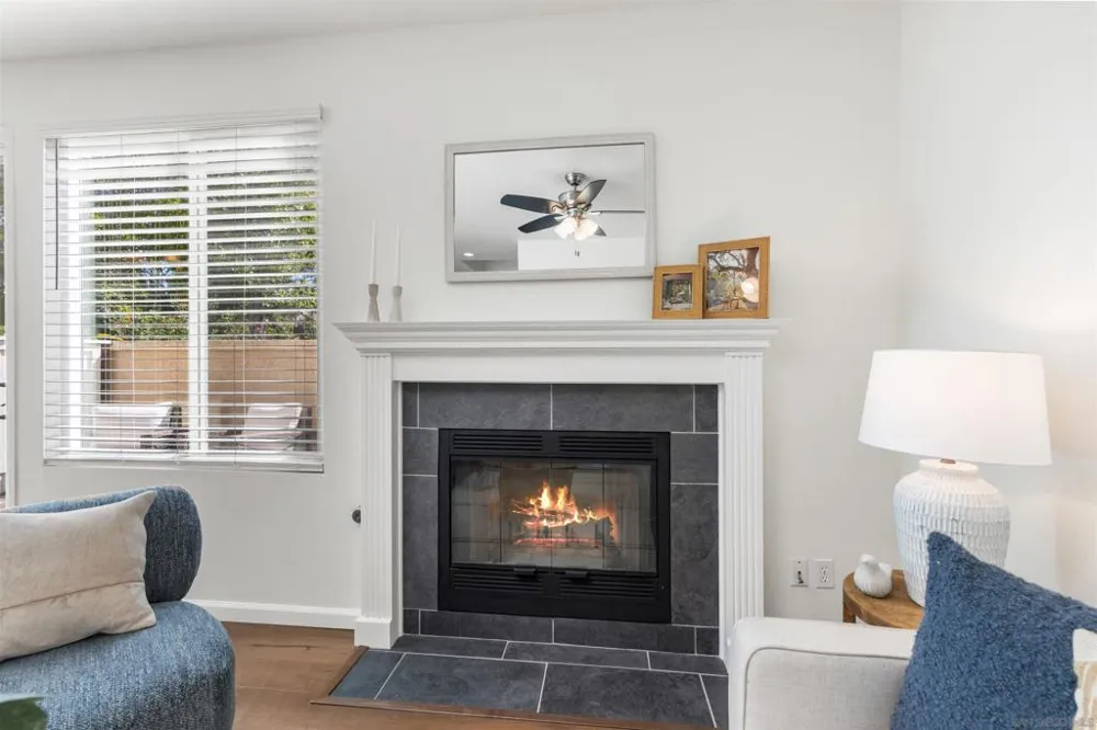 3811 Creststone San Diego, CA 92130