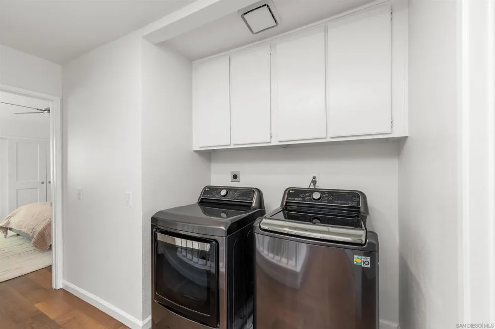 3811 Creststone San Diego, CA 92130
