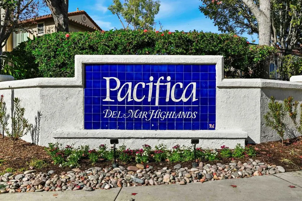3811 Creststone San Diego, CA 92130