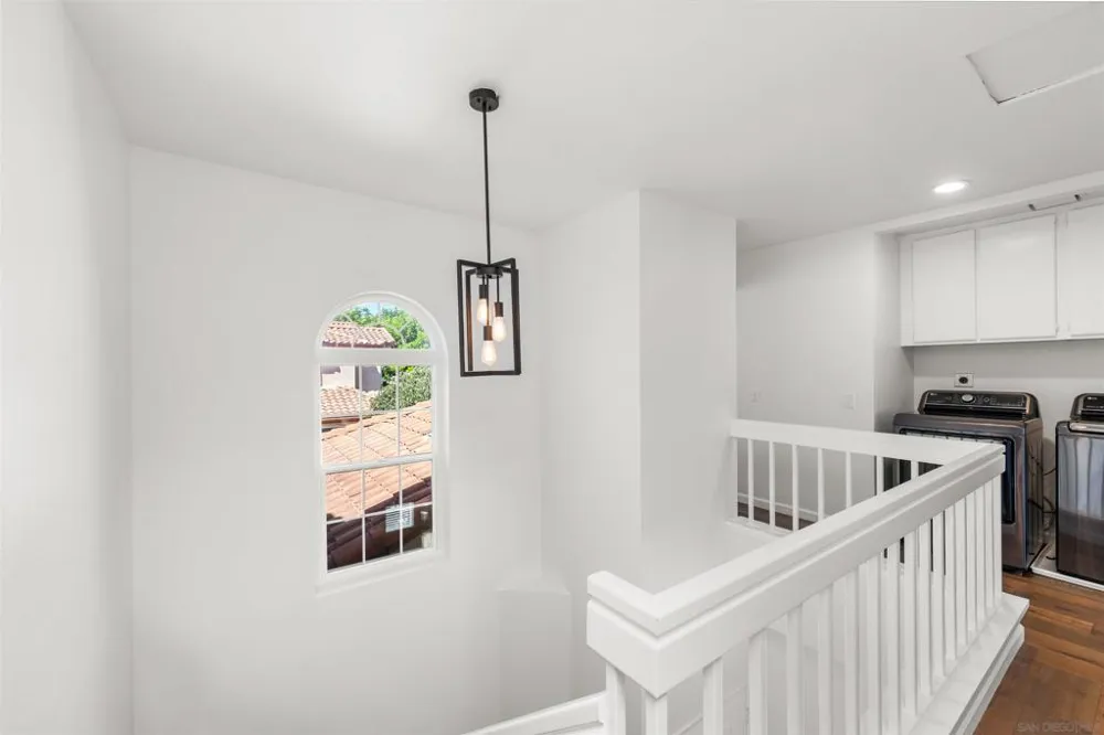 3811 Creststone San Diego, CA 92130