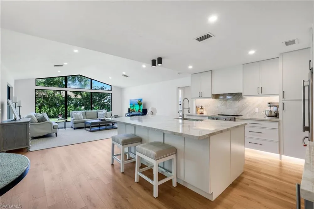 9973 Boca Avenue Naples, FL 34109