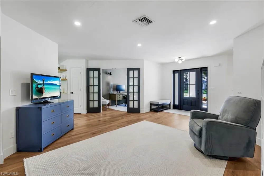 9973 Boca Avenue Naples, FL 34109