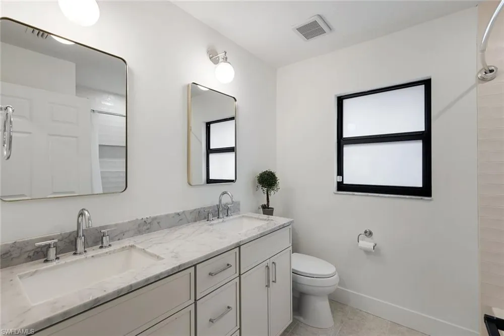 9973 Boca Avenue Naples, FL 34109