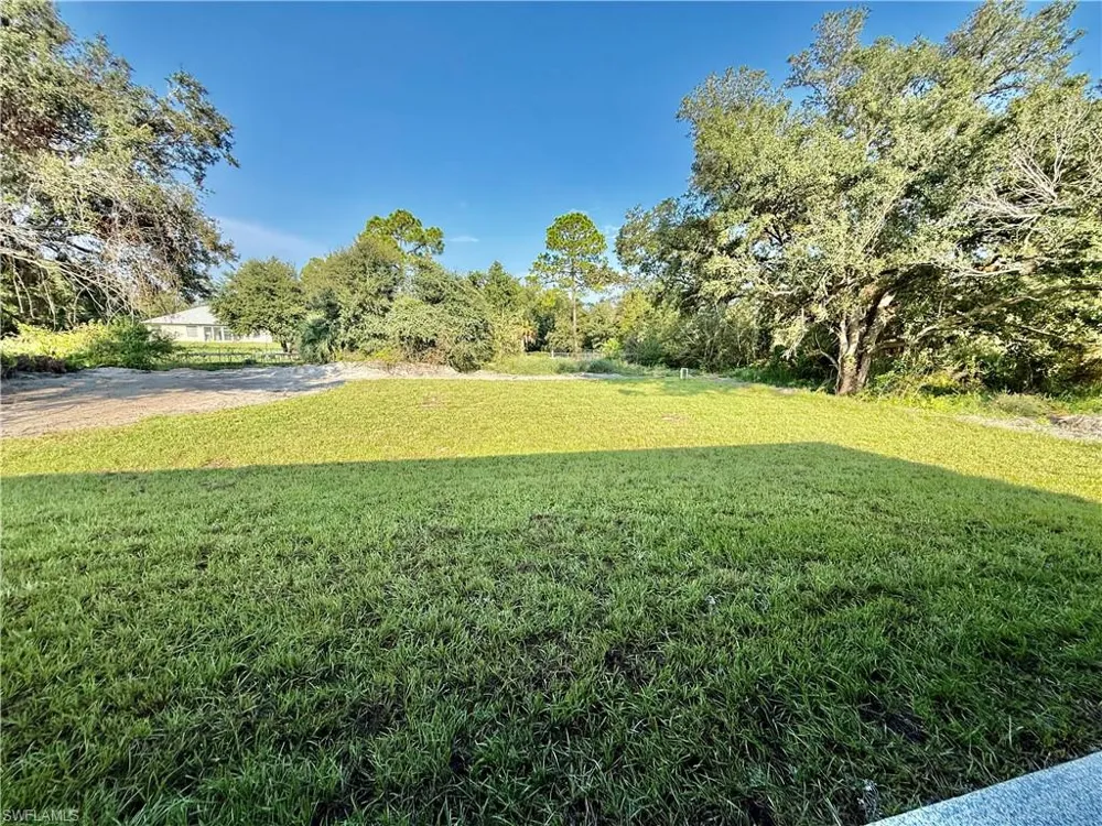 805 Lincoln Avenue Lehigh Acres, FL 33972