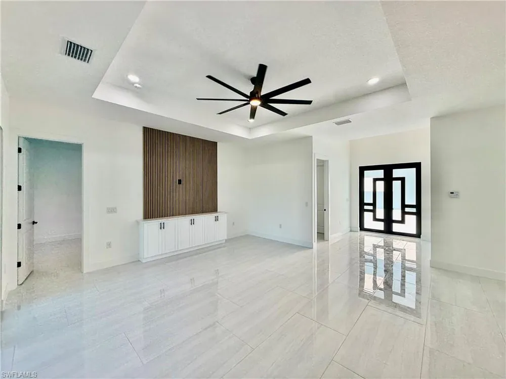 805 Lincoln Avenue Lehigh Acres, FL 33972