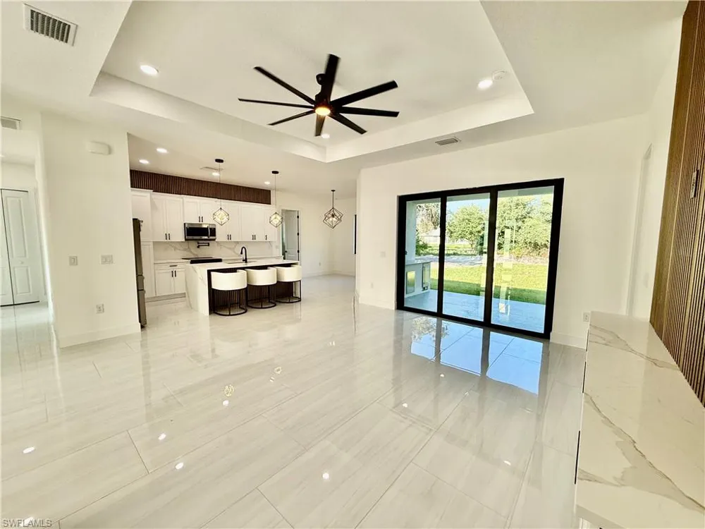 805 Lincoln Avenue Lehigh Acres, FL 33972