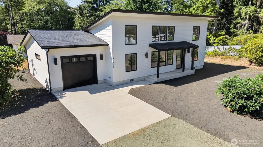 32311 Place Ocean Park, WA 98640