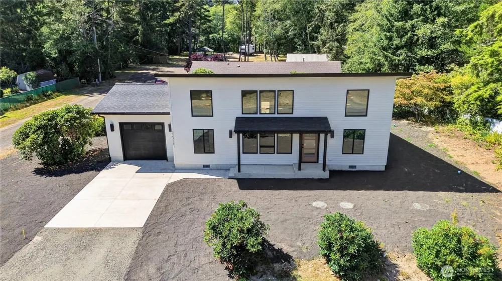 32311 Place Ocean Park, WA 98640