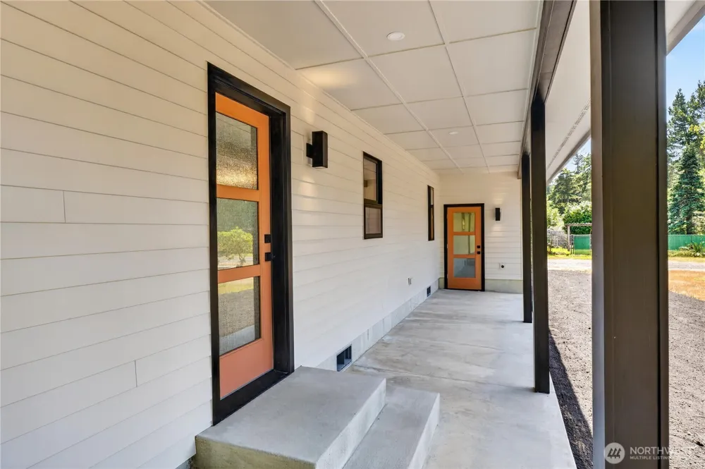 32311 Place Ocean Park, WA 98640