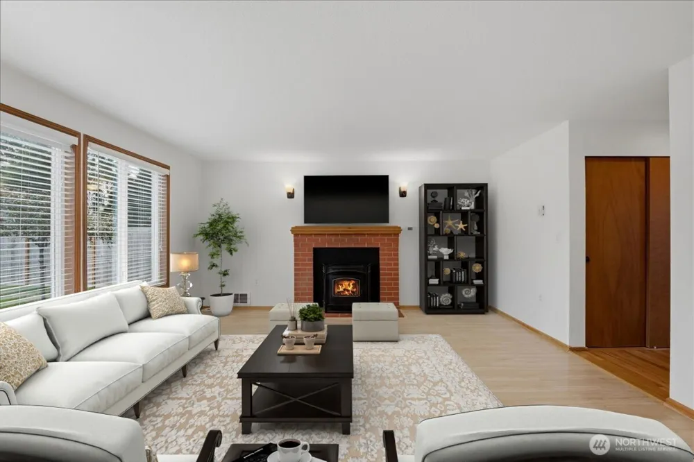 10203 50th Place W Mukilteo, WA 98275